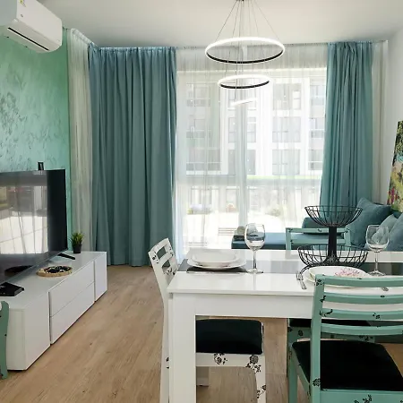 Chic 1br Flat & Garage I Garden Residence, By Flat Mаnаger Varna