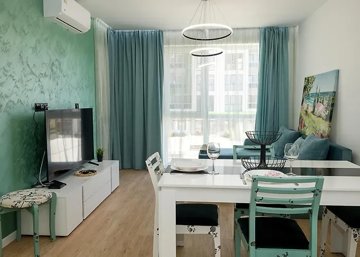 Chic 1br Flat & Garage I Garden Residence, By Flat Mаnаger Варна