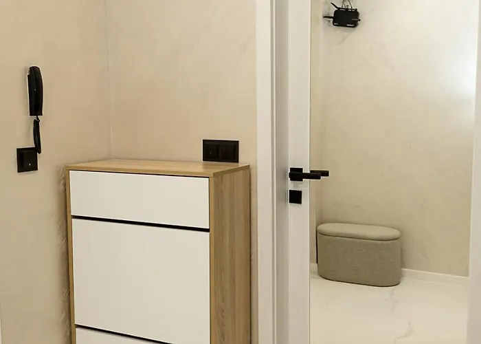 Chic 1br Flat & Garage I Garden Residence, By Flat Mаnаger Апартамент Варна