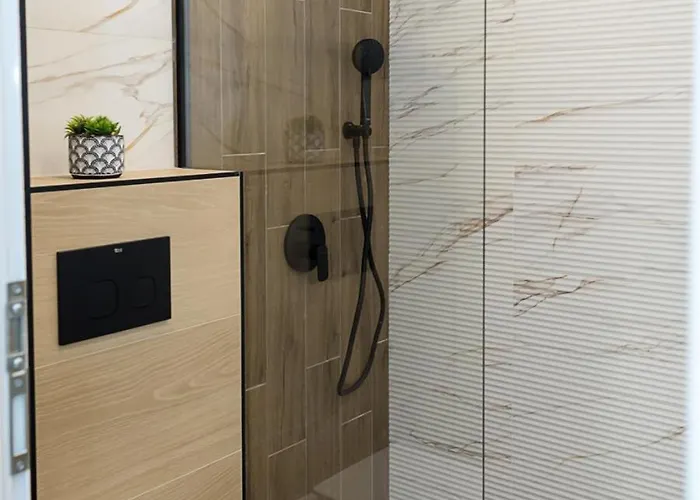 Апартамент Chic 1br Flat & Garage I Garden Residence, By Flat Mаnаger *