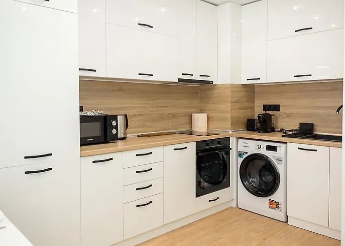 Chic 1br Flat & Garage I Garden Residence, By Flat Mаnаger Διαμέρισμα Βάρνα