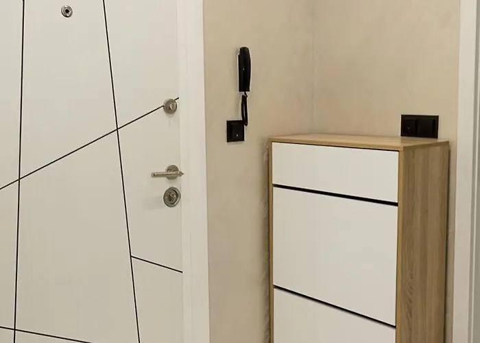 Chic 1br Flat & Garage I Garden Residence, By Flat Mаnаger Βάρνα